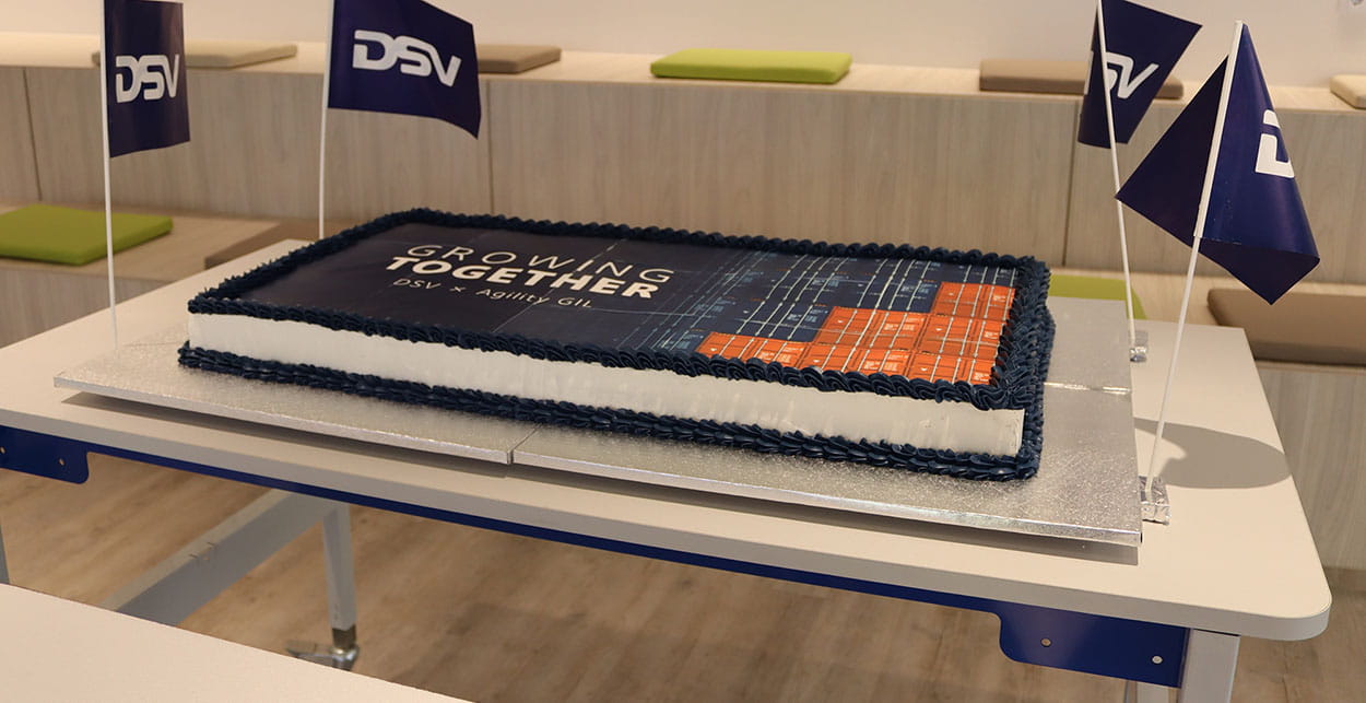 tarta welcome gil DSV Air Sea BCN